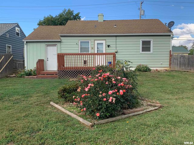 1323 S 6TH Street, Quincy, IL 62301