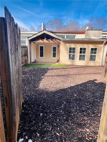 203 Goshen Lane 203, Woodstock, GA 30188