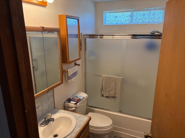 4440 E Arbolada Dr, La Grange, CA 95329