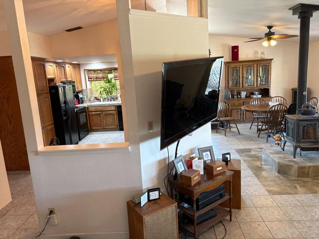 4440 E Arbolada Dr, La Grange, CA 95329