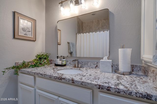 7527 E DESERT COVE Avenue, Scottsdale, AZ 85260