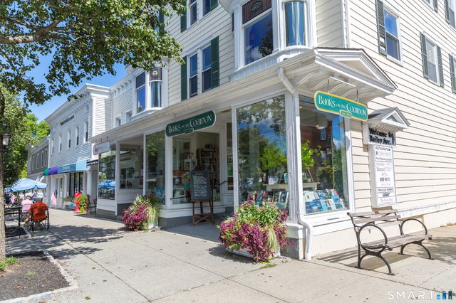 320 North Salem Road, Ridgefield, CT 06877