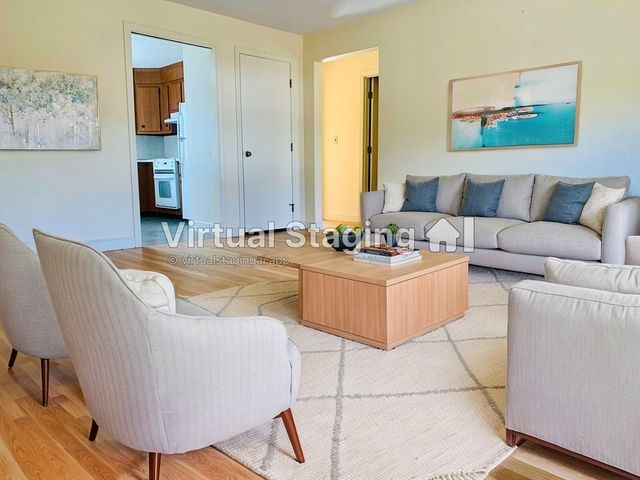 145 Emerson Gardens Rd 145, Lexington, MA 02420
