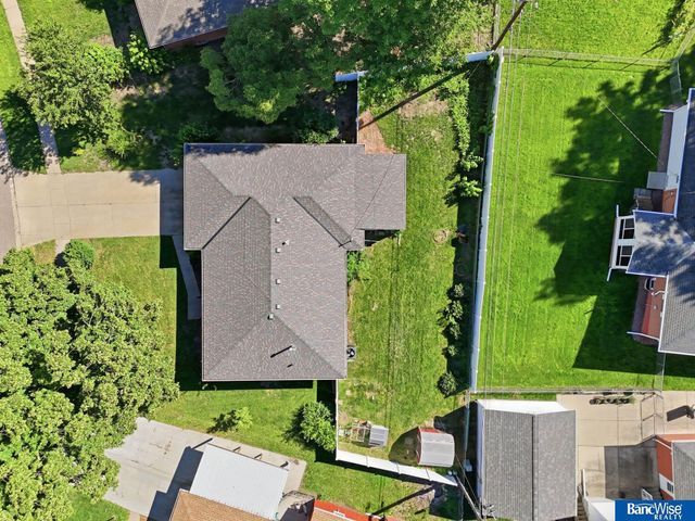 4044 S 37th Street, Lincoln, NE 68506