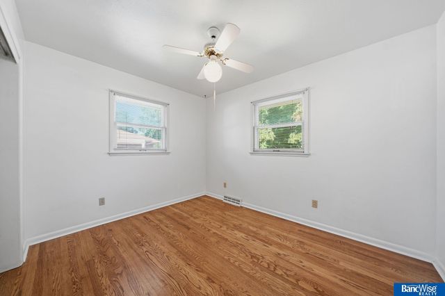 4044 S 37th Street, Lincoln, NE 68506