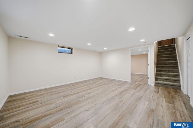 4044 S 37th Street, Lincoln, NE 68506
