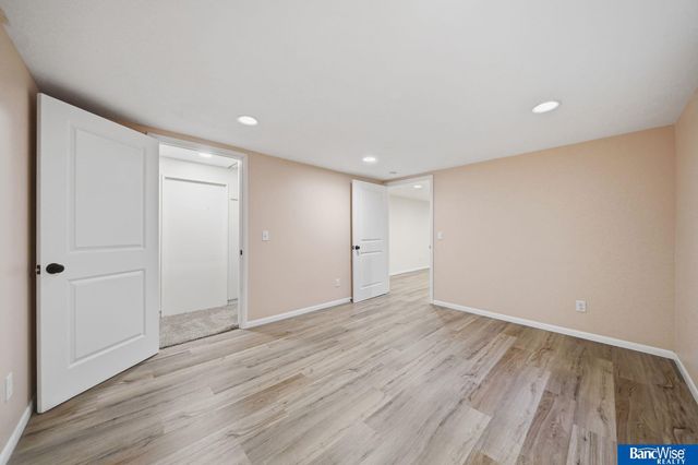 4044 S 37th Street, Lincoln, NE 68506