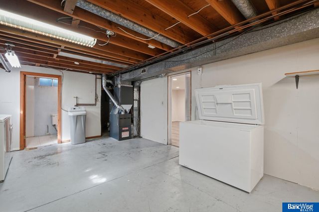 4044 S 37th Street, Lincoln, NE 68506