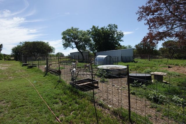 30495 State Highway 6, Hico, TX 76457