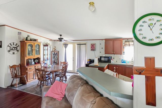 30495 State Highway 6, Hico, TX 76457
