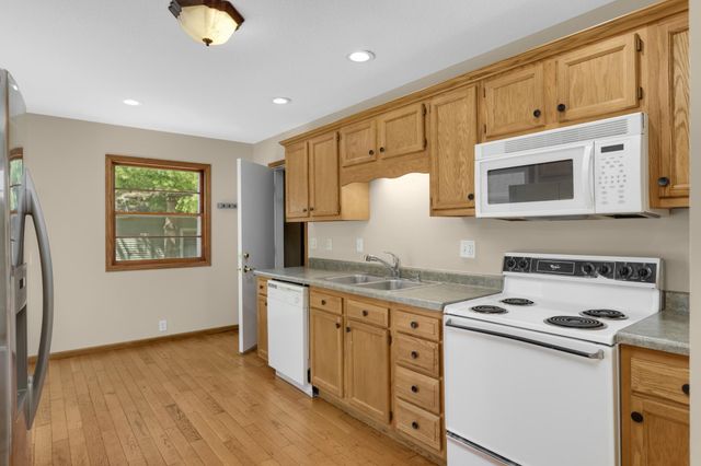 832 Bailey Street, Hastings, MN 55033