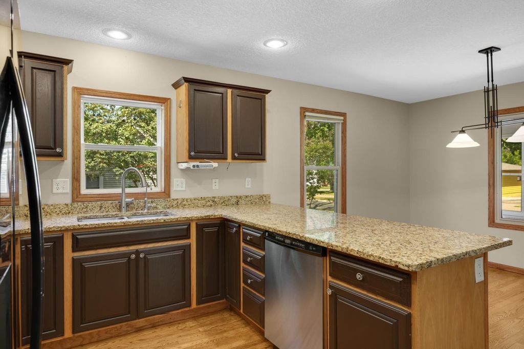 832 Bailey Street, Hastings, MN 55033 — photo 4