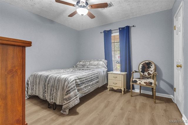 460 Spring Hollow Drive, Deatsville, AL 36022