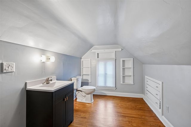 704 15th Street, Belle Plaine, IA 52208