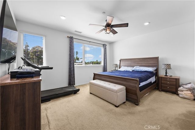 10674 Paramount, Downey, CA 90241