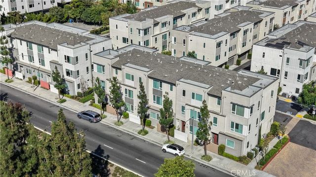 10674 Paramount, Downey, CA 90241