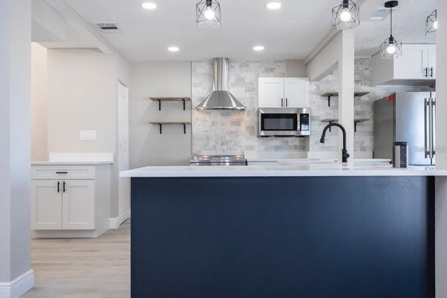 809 59TH AVENUE, St Pete Beach, FL 33706