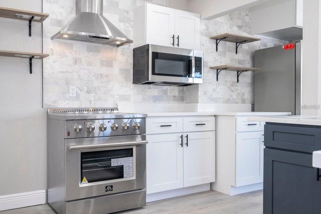 809 59TH AVENUE, St Pete Beach, FL 33706