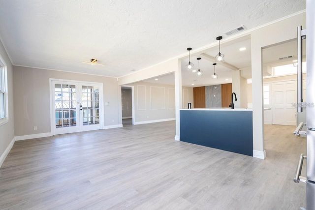 809 59TH AVENUE, St Pete Beach, FL 33706