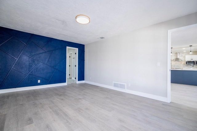 809 59TH AVENUE, St Pete Beach, FL 33706