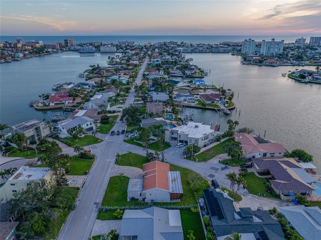 809 59TH AVENUE, St Pete Beach, FL 33706