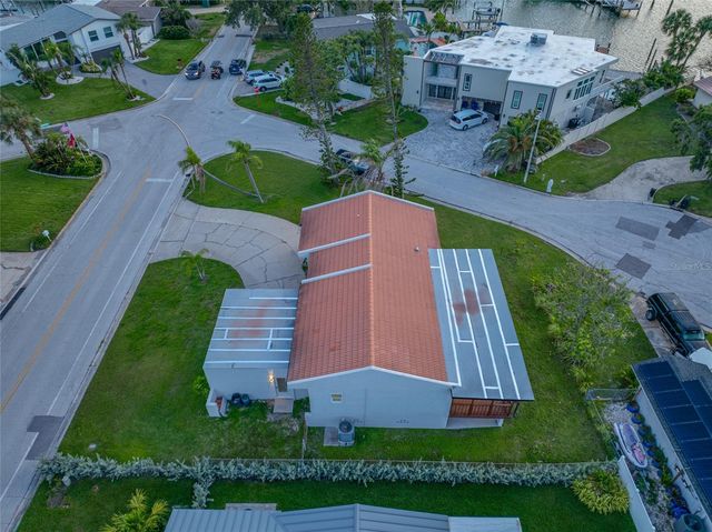 809 59TH AVENUE, St Pete Beach, FL 33706