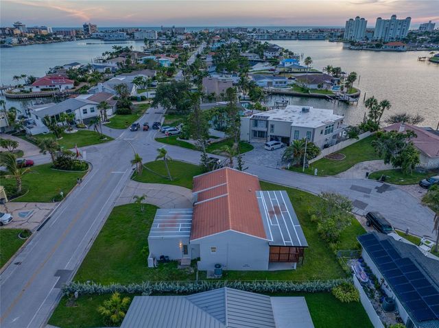 809 59TH AVENUE, St Pete Beach, FL 33706