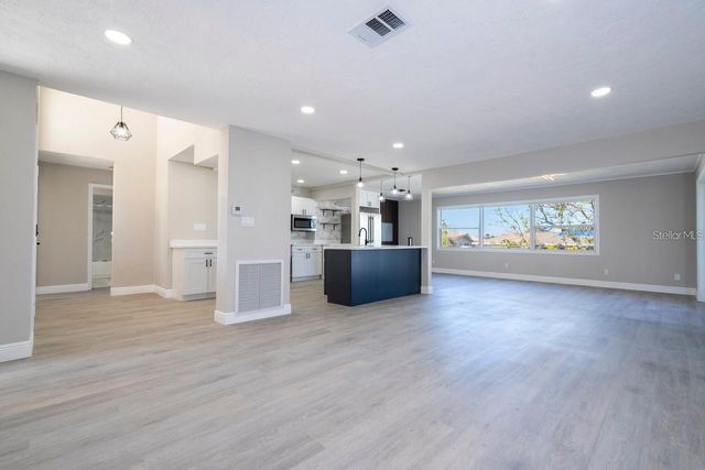 809 59TH AVENUE, St Pete Beach, FL 33706