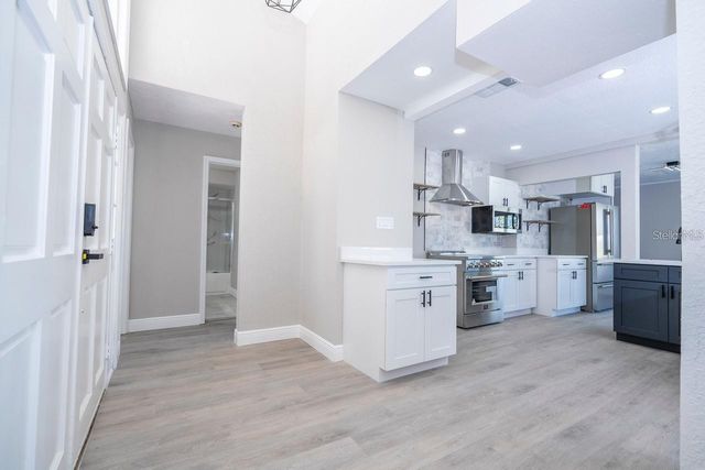 809 59TH AVENUE, St Pete Beach, FL 33706