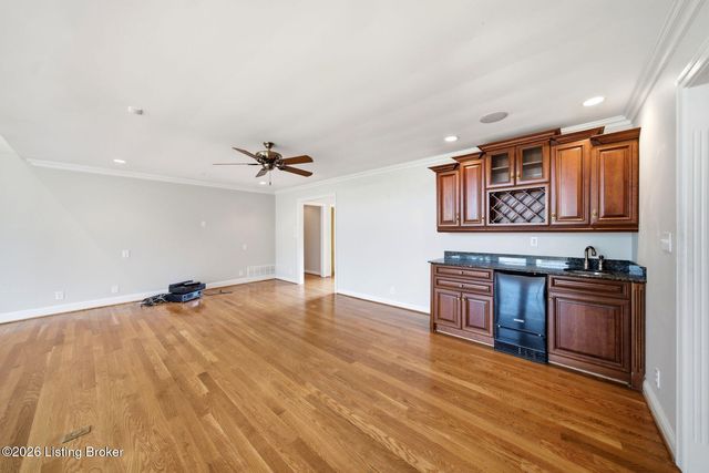 1806 Kline Ct, Louisville, KY 40205