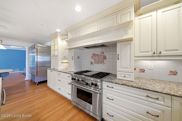 1806 Kline Ct, Louisville, KY 40205
