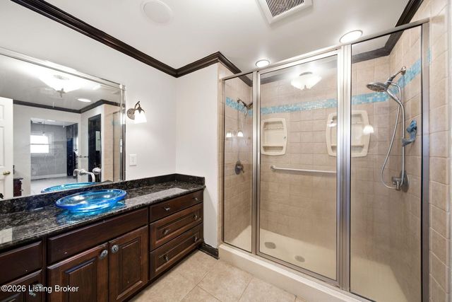 1806 Kline Ct, Louisville, KY 40205