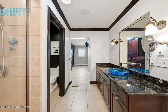 1806 Kline Ct, Louisville, KY 40205