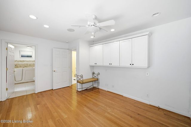 1806 Kline Ct, Louisville, KY 40205