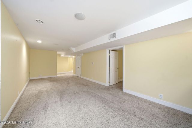 1806 Kline Ct, Louisville, KY 40205