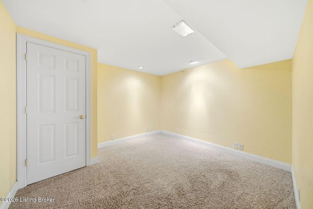 1806 Kline Ct, Louisville, KY 40205