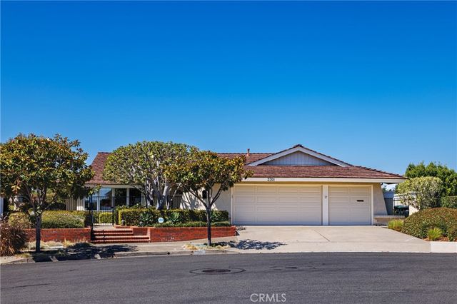 3701 Inlet Isle Drive, Corona Del Mar, CA 92625