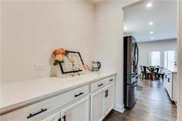 76 Brookstone Court, Acworth, GA 30101