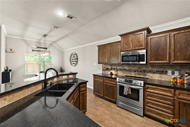 602 Marshall Drive, Belton, TX 76513