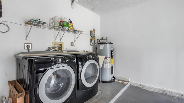 2560 NW 13TH Court, Delray Beach, FL 33445
