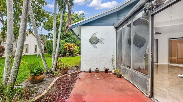 2560 NW 13TH Court, Delray Beach, FL 33445