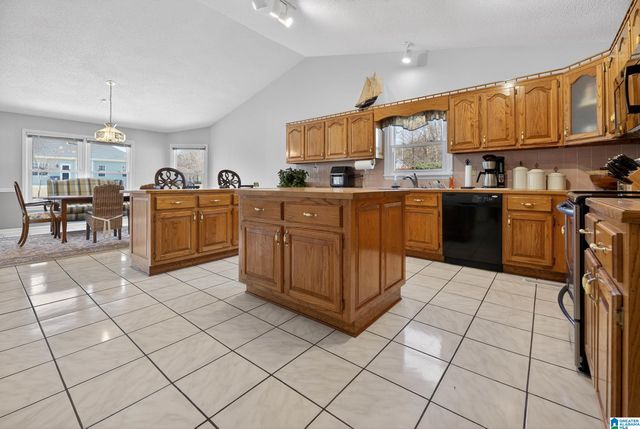 4656 AMBERWOOD DRIVE, Anniston, AL 36207