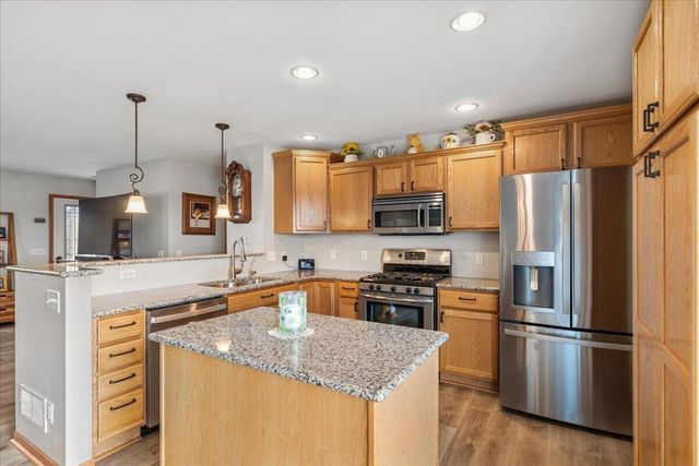 327 Tomahawk DRIVE, Twin Lakes, WI 53181