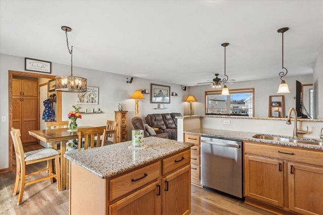 327 Tomahawk DRIVE, Twin Lakes, WI 53181