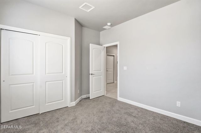 13131 OAKHAMPTON Avenue, El Paso, TX 79928