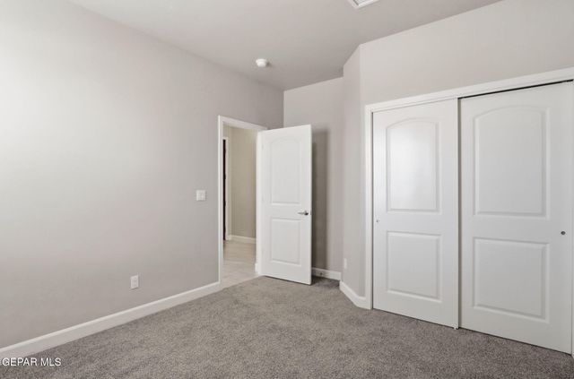 13131 OAKHAMPTON Avenue, El Paso, TX 79928