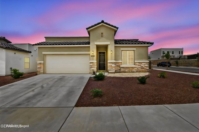 13131 OAKHAMPTON Avenue, El Paso, TX 79928