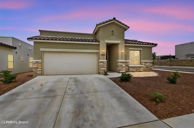 13131 OAKHAMPTON Avenue, El Paso, TX 79928