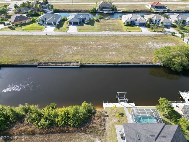 1221 NW 39th AVE, Cape Coral, FL 33993