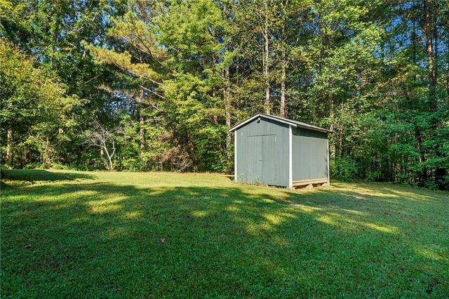 2450 Jones Mountain Road, Talking Rock, GA 30175